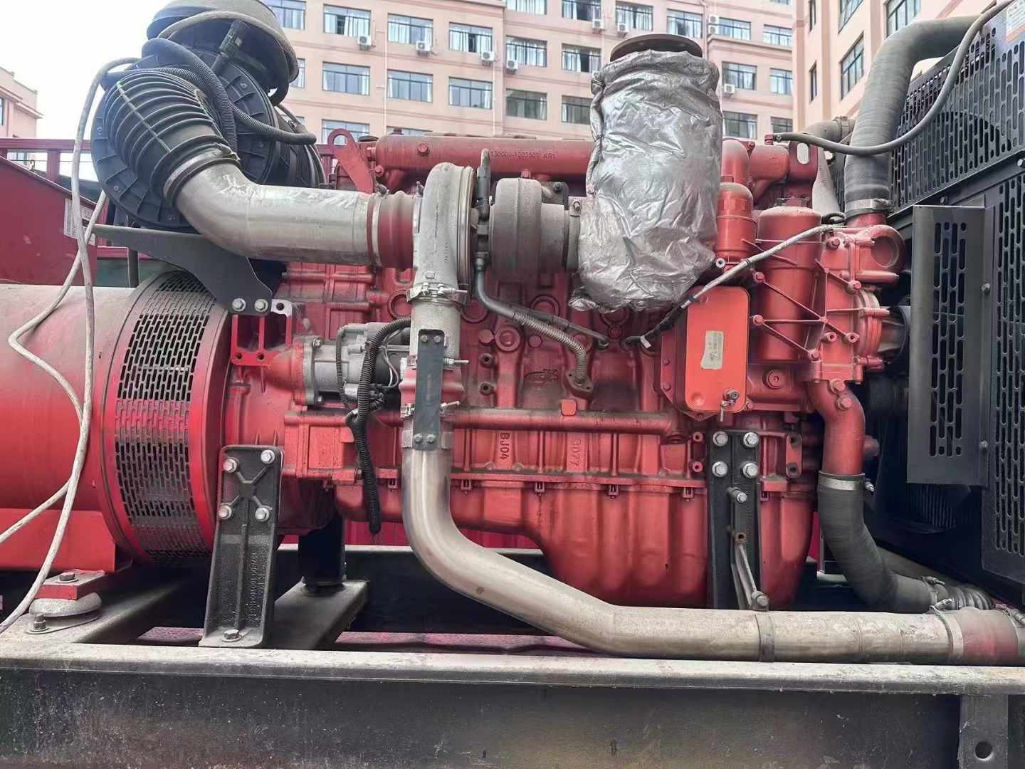 排湖风景区如何选择适合 600kW 柴油发电机组的过载保护器？