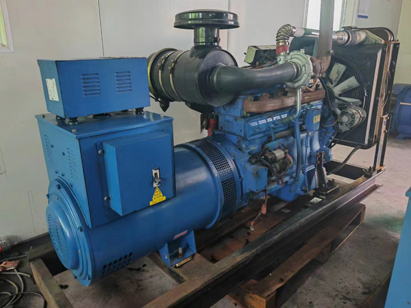排湖风景区100kW柴油发电机组使用多级机油有哪些优缺点？